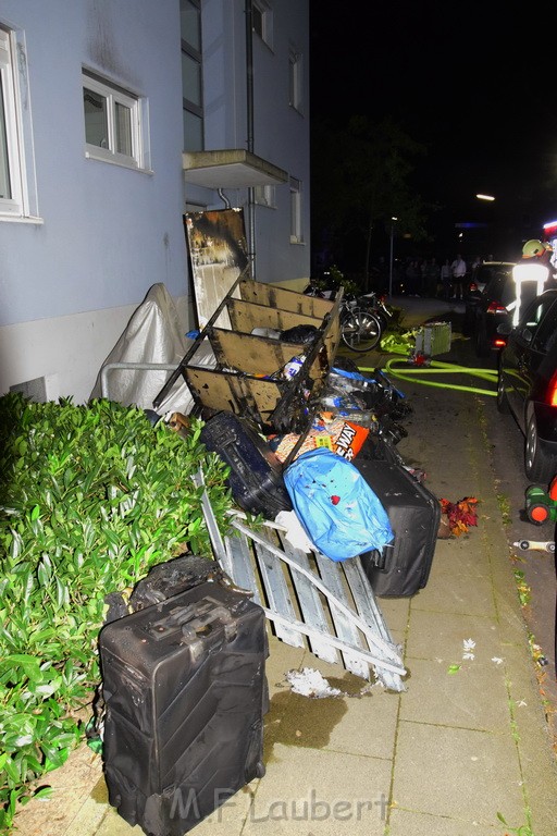 Feuer 2 Y Kellerbrand Koeln Ostheim Ruppinerstr P207.JPG - Miklos Laubert